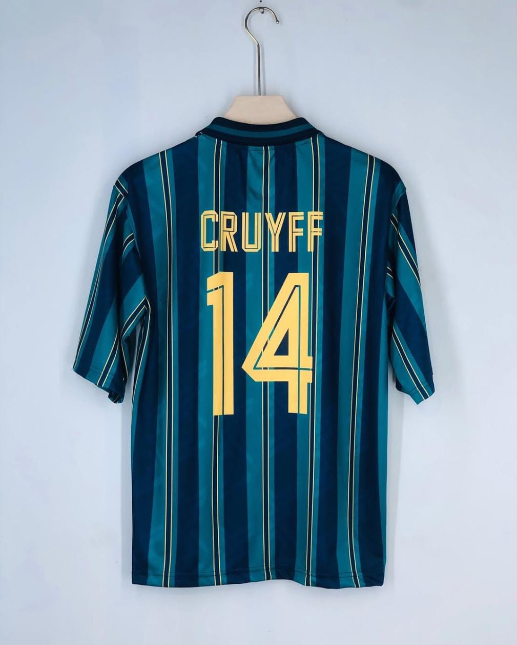 AJAX 1993 AWAY KIT CRUYFF FIVESLEEVE POLO sublimation