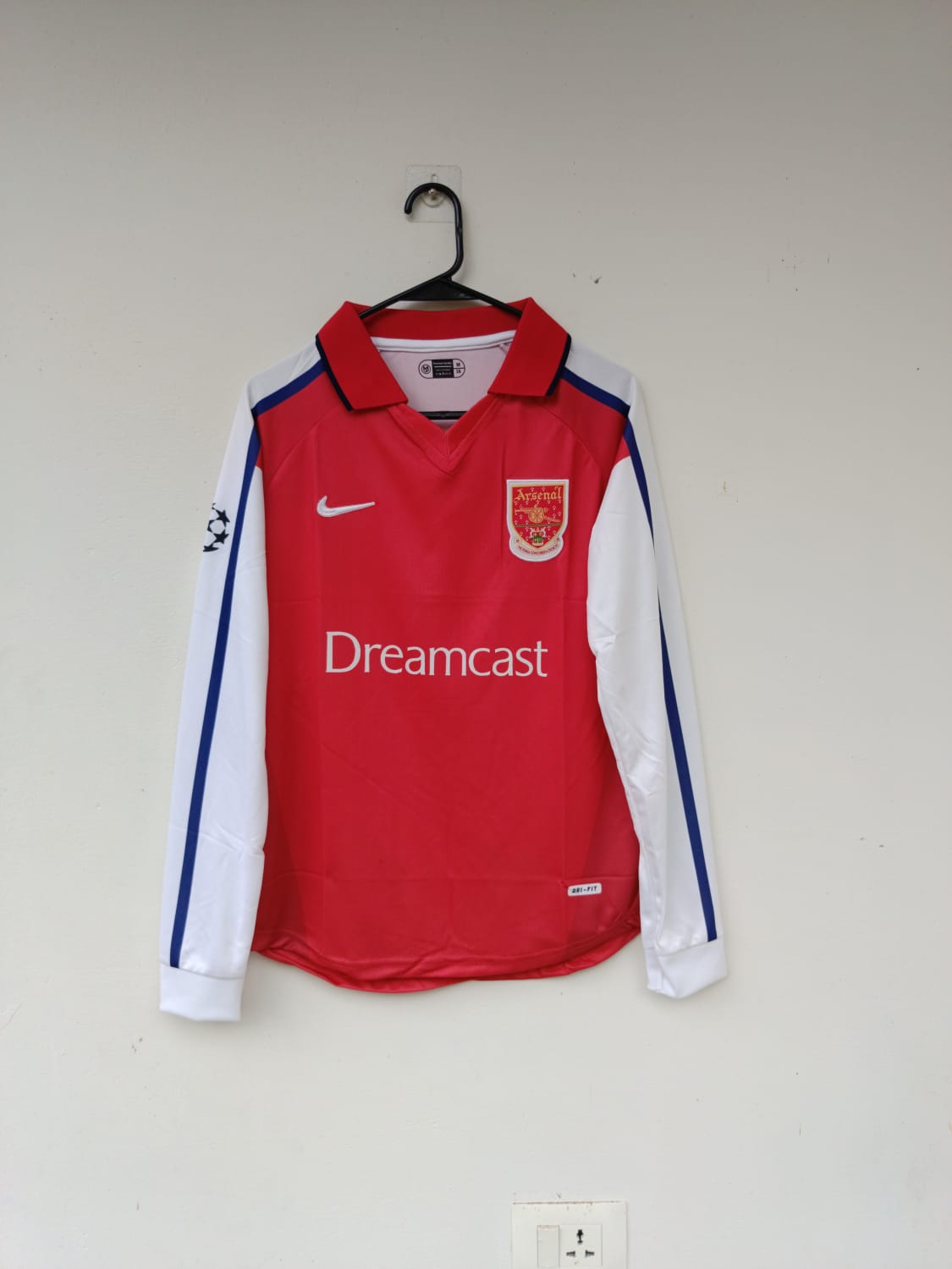 Arsenal 2000/01 Home Jersey – Dreamcast Edition (Long Sleeve, Champions League)