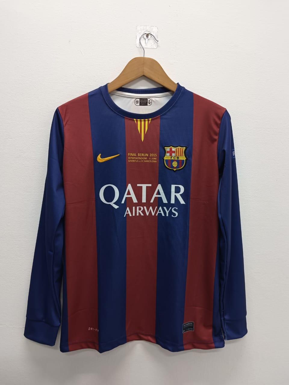 FC Barcelona 2014–15 Home – Neymar Jr 11 Edition (Full Sleeve, Embroidered Crest)