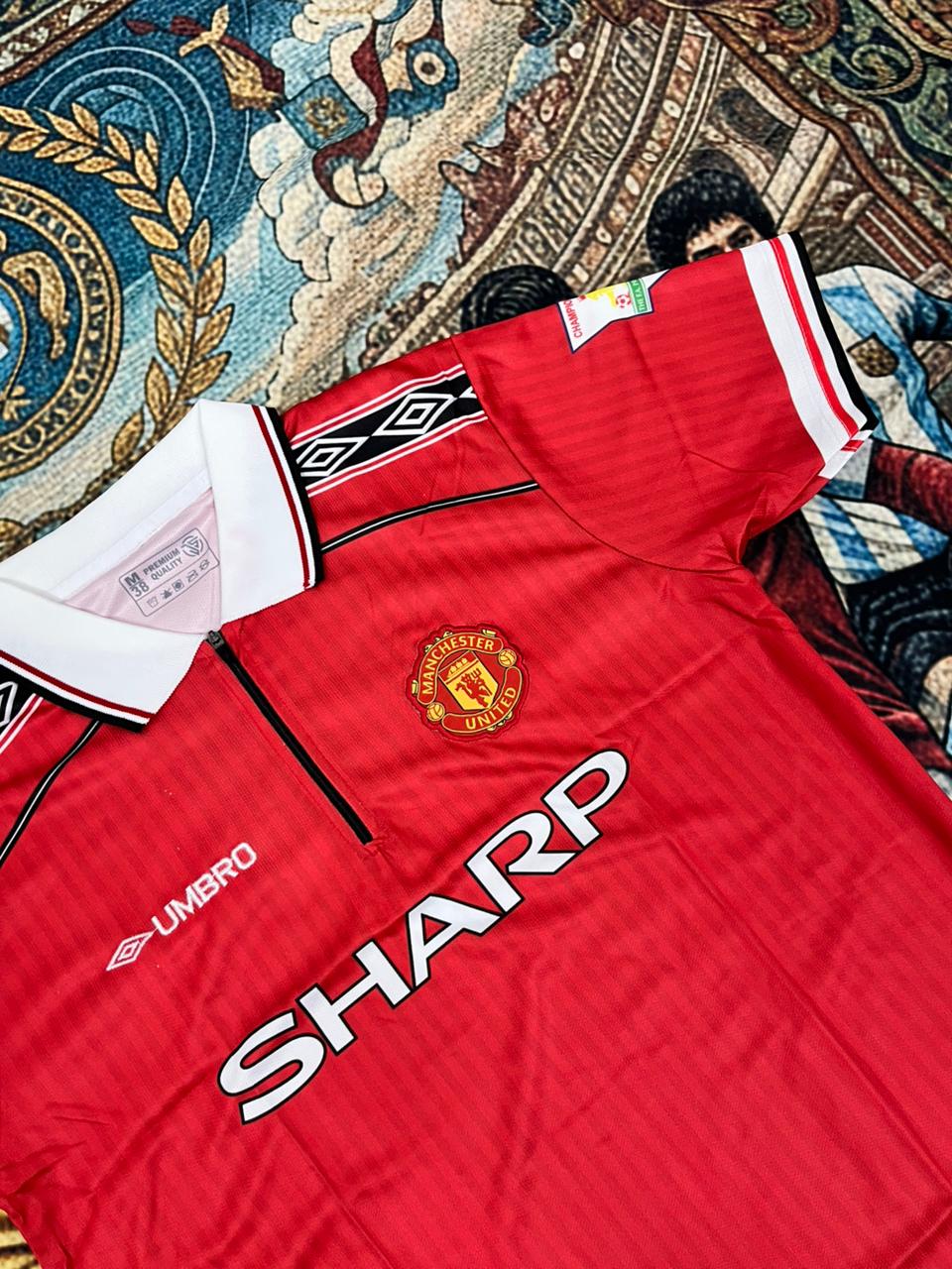 MANCHESTER UNITED 1999 DAVID BECKHAM HALF SLEEVE