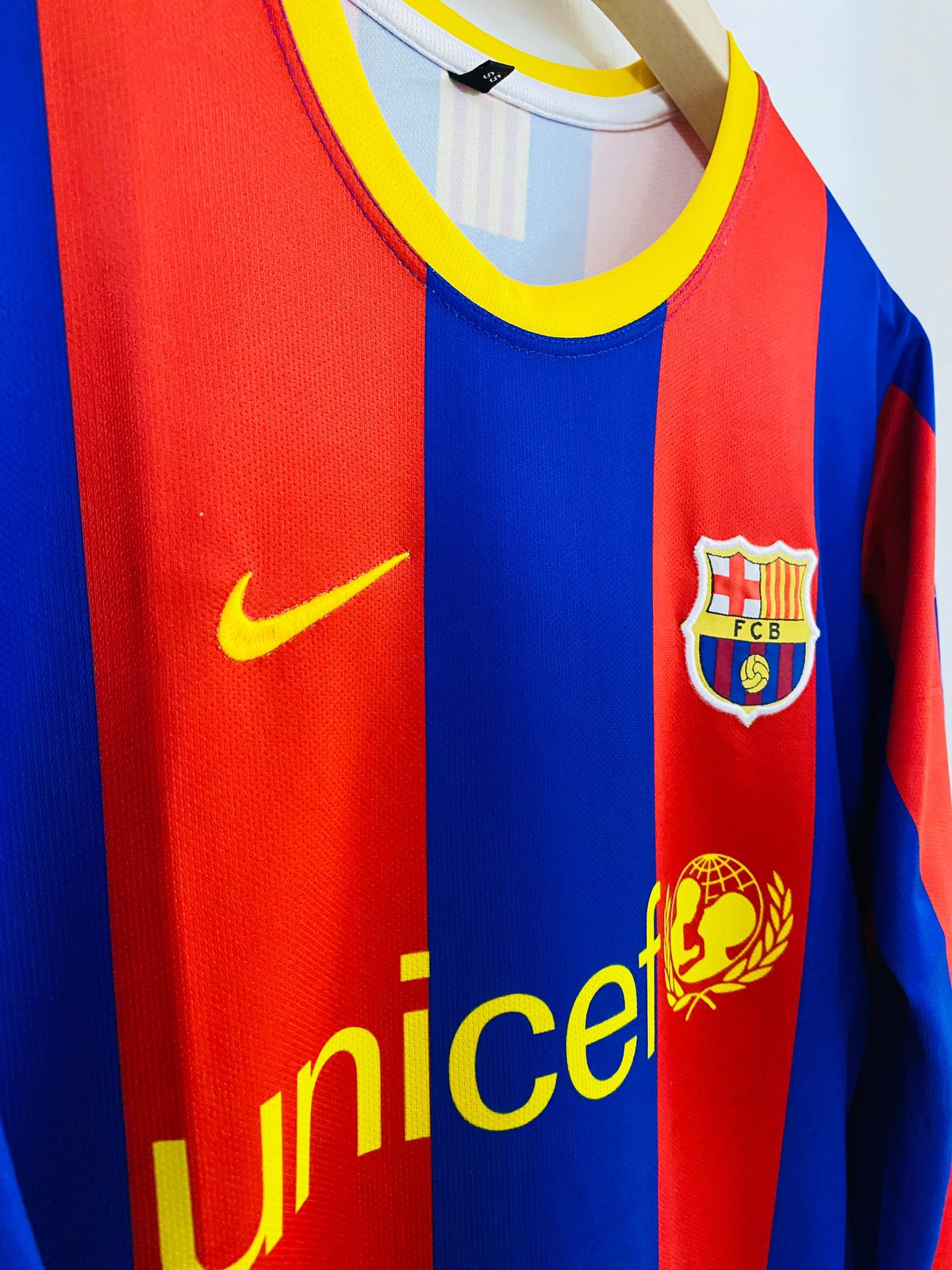 Barcelona 2010-11 Home Retro Jersey FULL SLEEVE