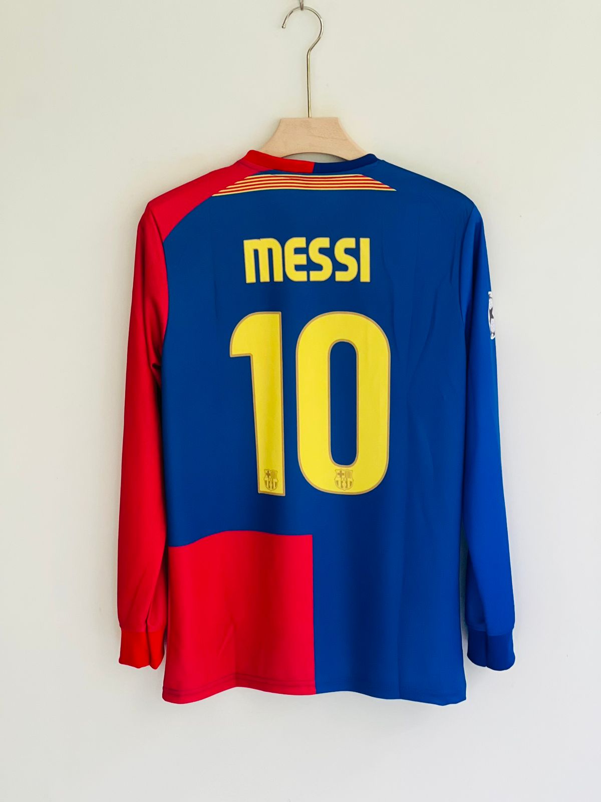 FC Barcelona 2008/2009 Home Full Sleeve — MESSI EMBROIDERY