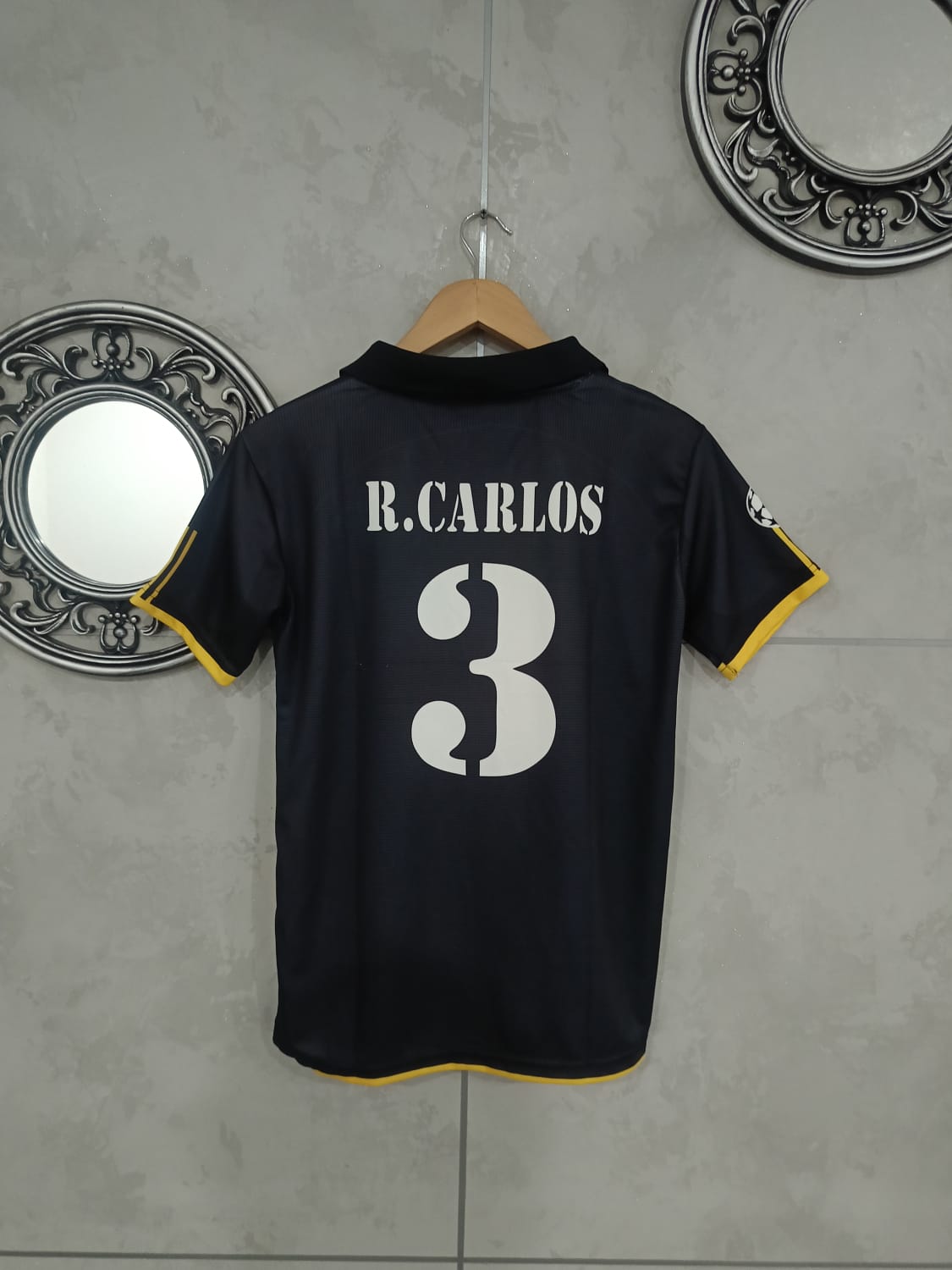 Real Madrid Retro Away Jersey – R. Carlos #3 (Champions League Edition)
