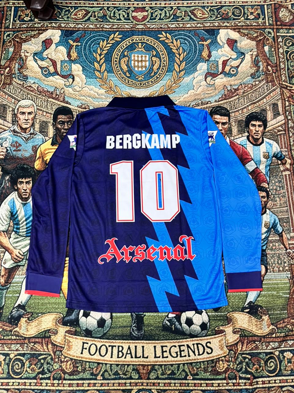 ARSENAL 1995/96 AWAY KIT (BERGKAMP) FULL SLEEVE