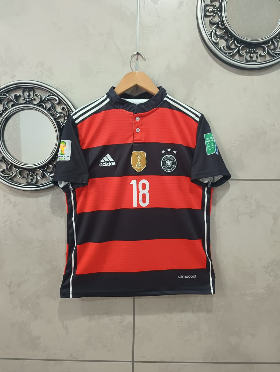GERMANY 2014 AWAY KIT COLLER BUTTONS HALF SLEEVES KROOS[[[A094]]] ((HS RN EMBROIDERY))
